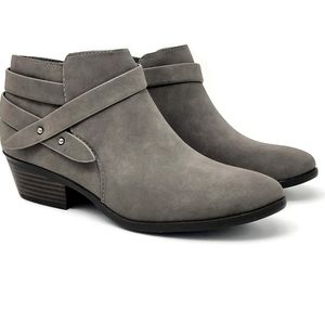 Soda SWEETEN Women's Fashion Ankle Bootie, Size 8M, Grey
